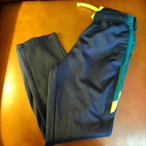Athletic pants